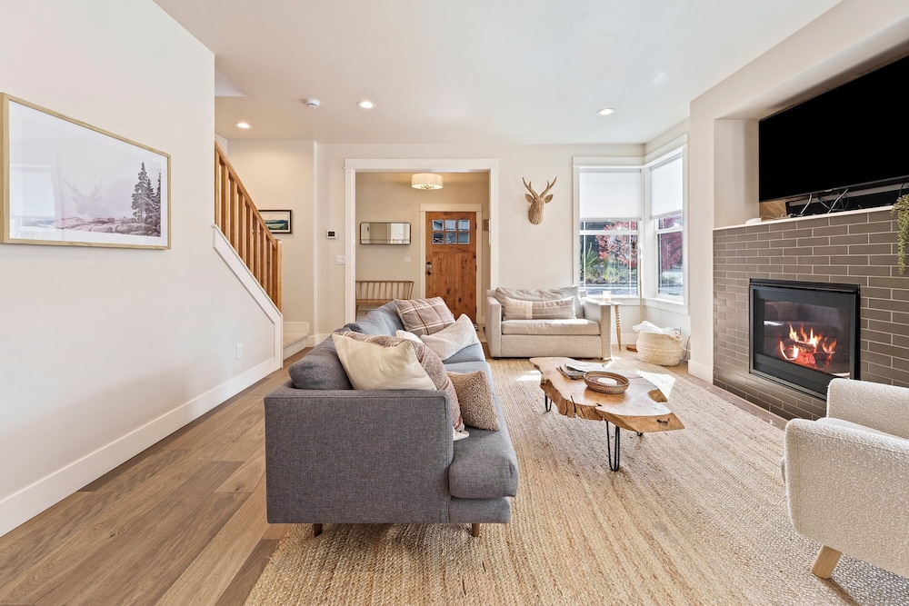 S'more Bend 4 Bedroom Home