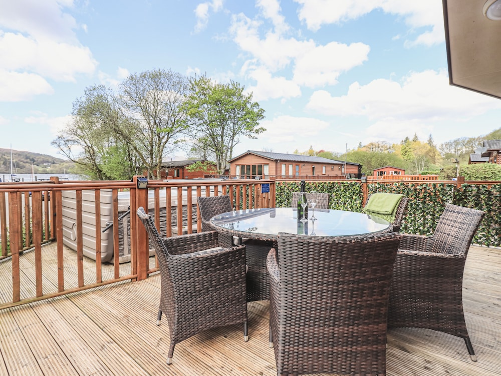 Sunny Brow Lodge