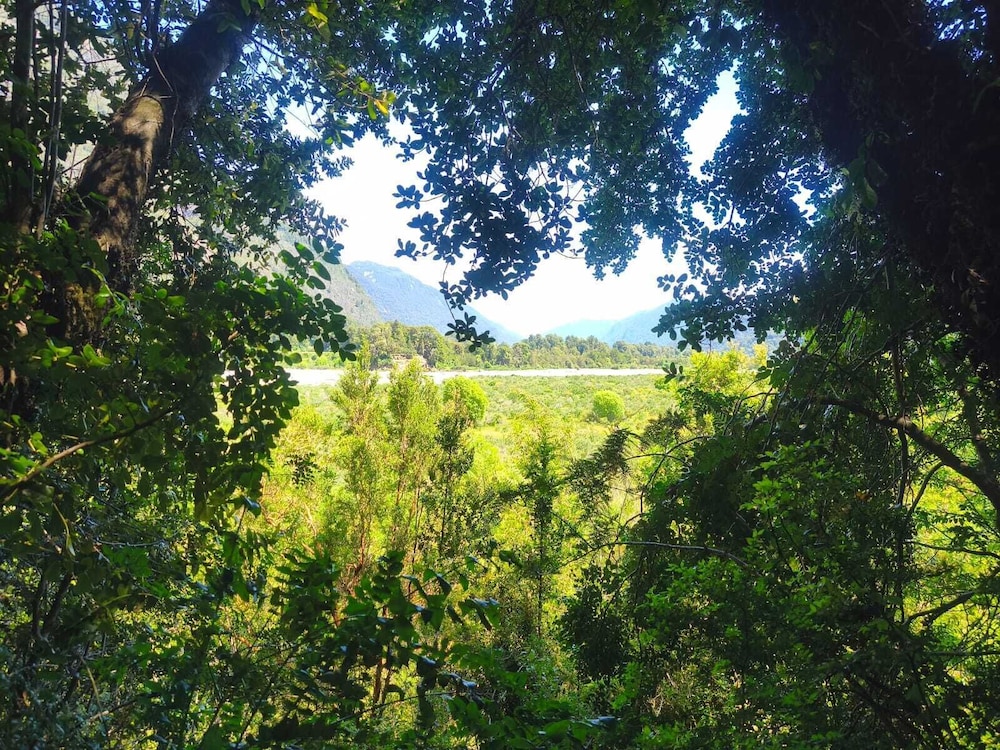 Domo Valle El Encanto Peulla