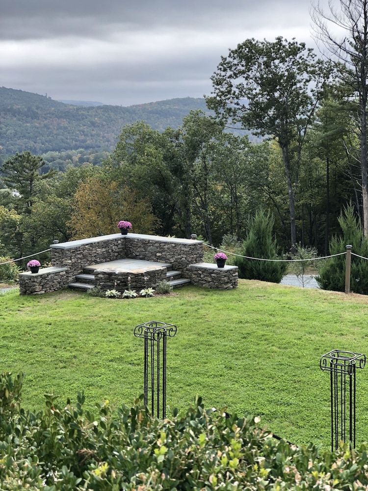 Windsor Mansion Inn
