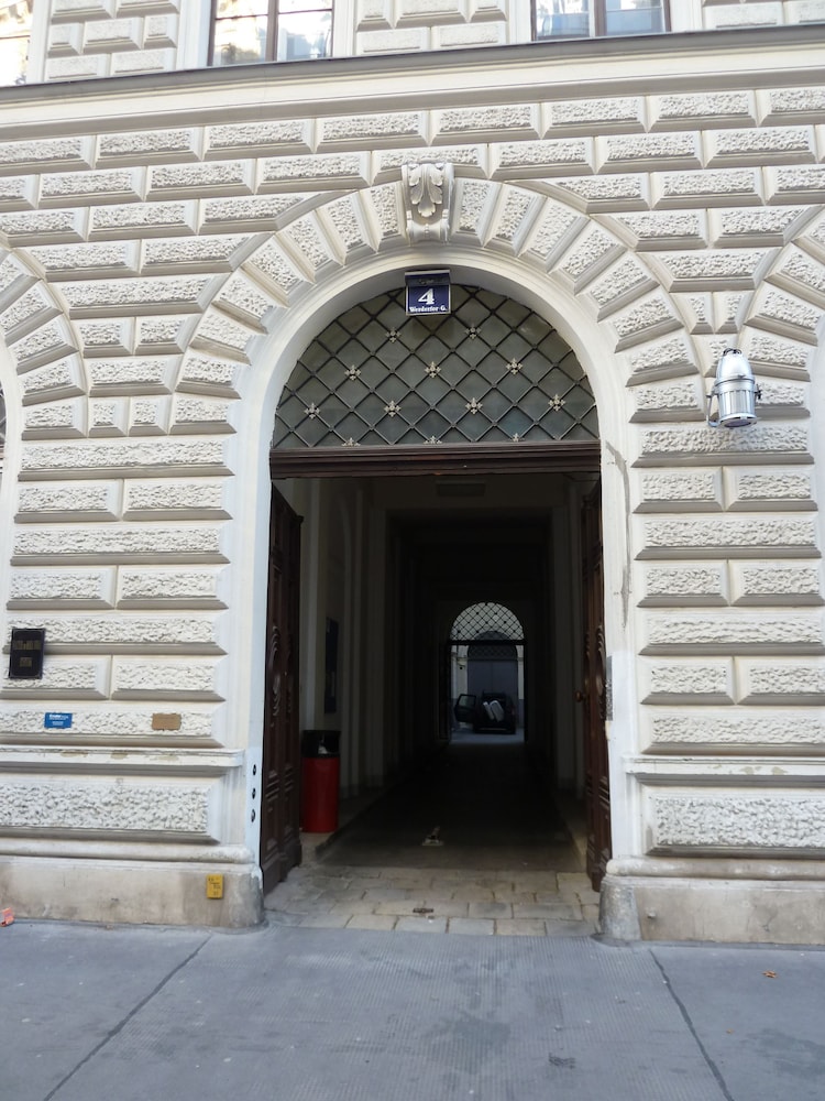 Sobieski Apartments Historic City