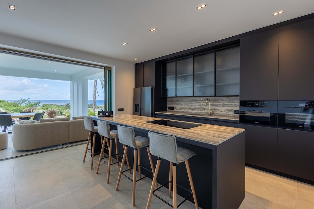 NEW The Cape at Blue Bay Golf Beach Resort
