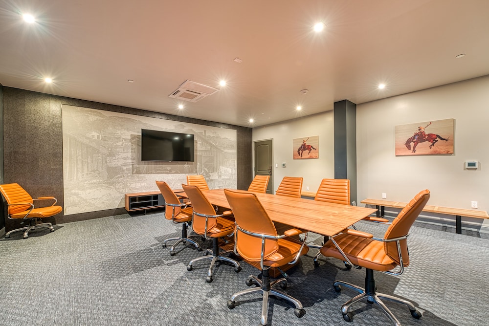 Hotel Lexen - Newhall - Property Image 43