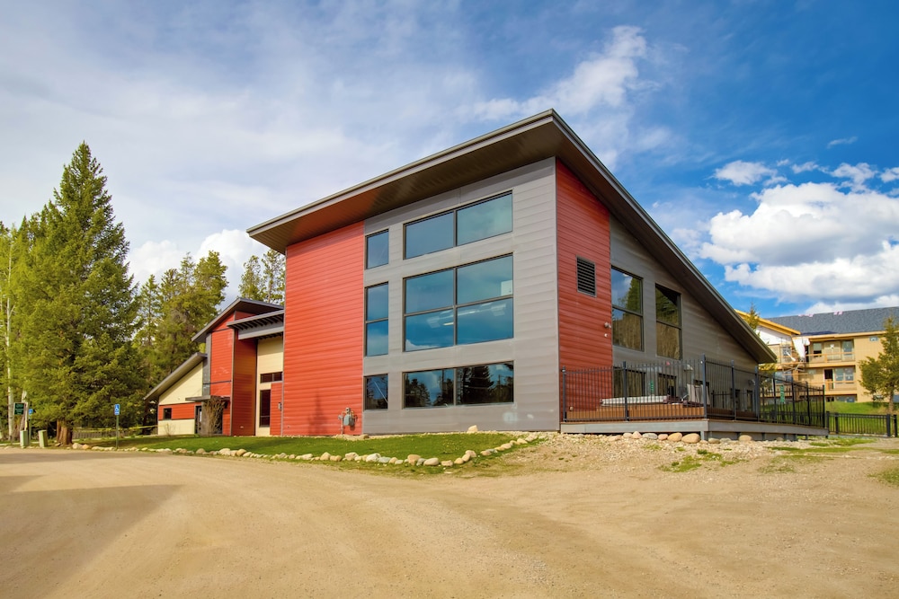 Hotel Charming Colorado Condo: Hike, Bike, Ski & More! - Image 1