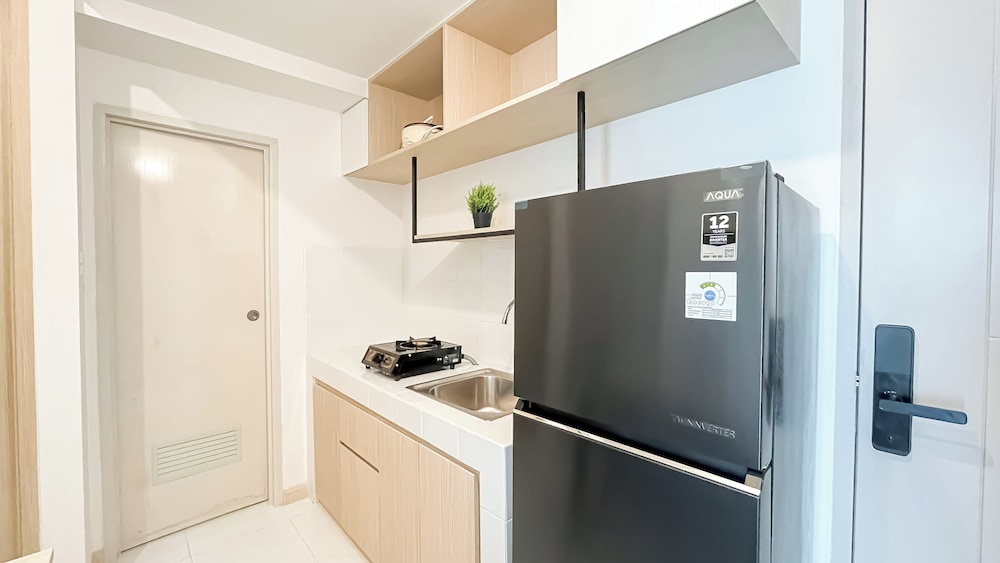 Simple Designed 2Br Near Tokyo Hub At Tokyo Riverside Pik 2 Apartment