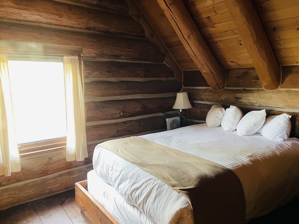 Drummond Island Resort