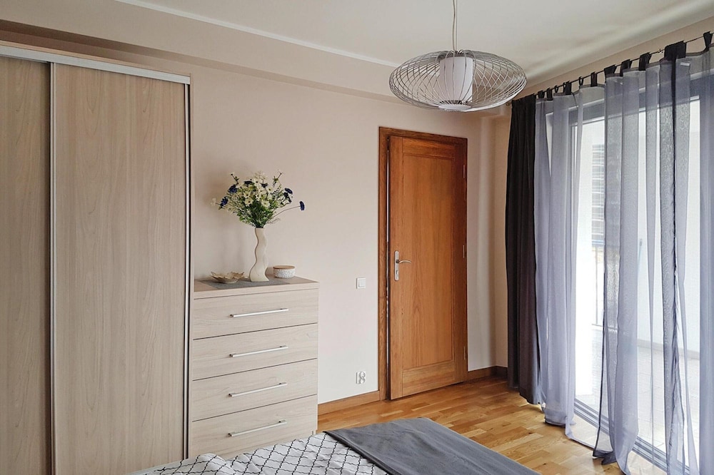 Apartment in Miedzyzdroje Near Sea Beach view 3