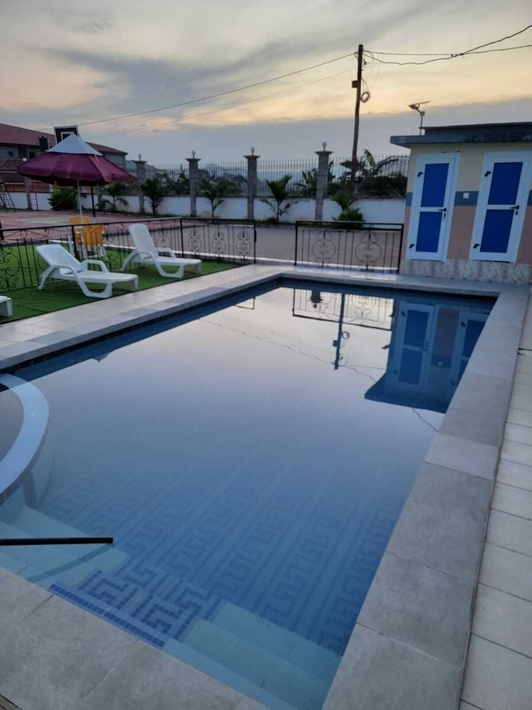 Primeshare Luxury Apartments -3 bedrooms