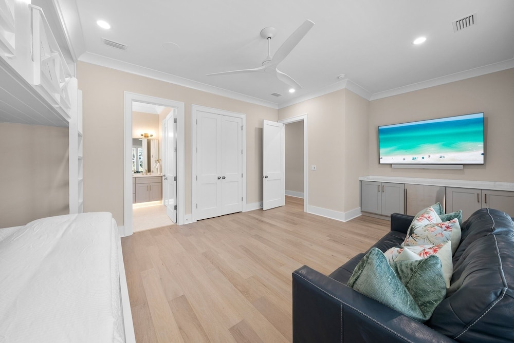 Laguna Beach House 5 Bedroom Home