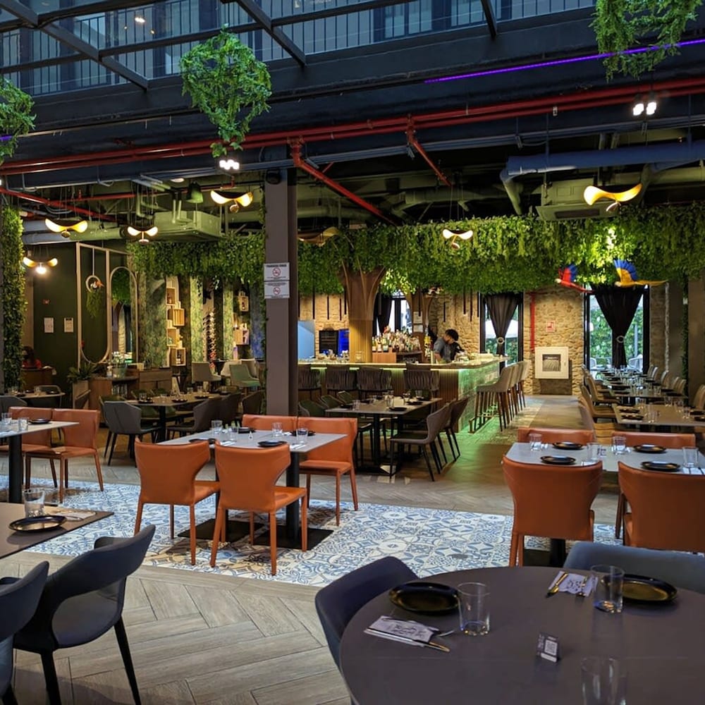 dining