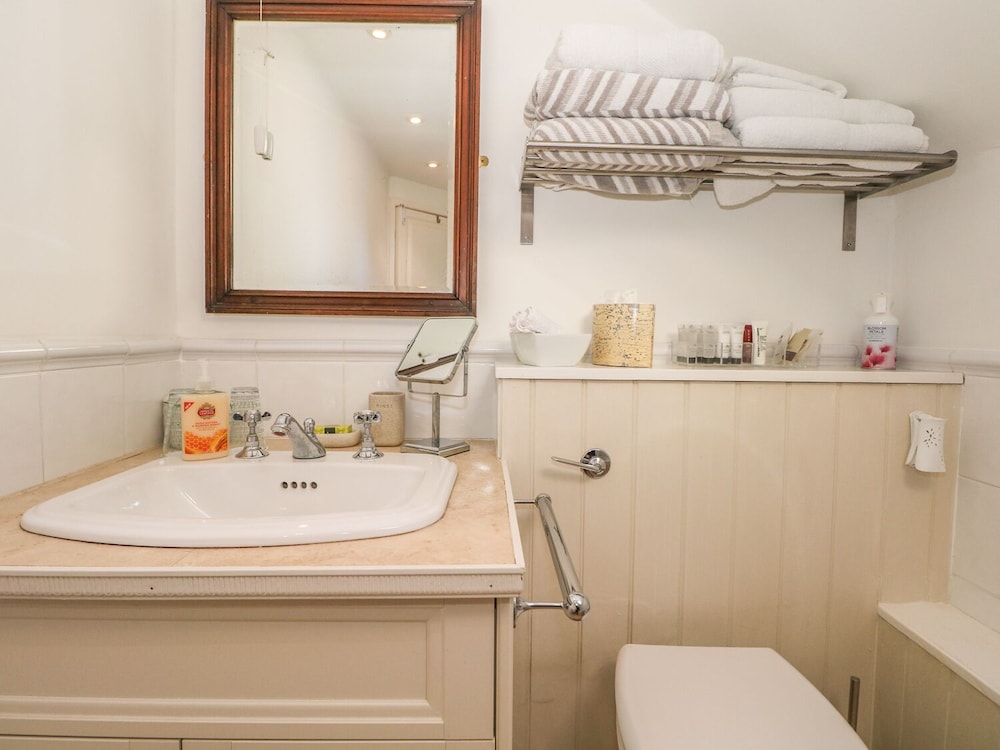 Woodend Annexe