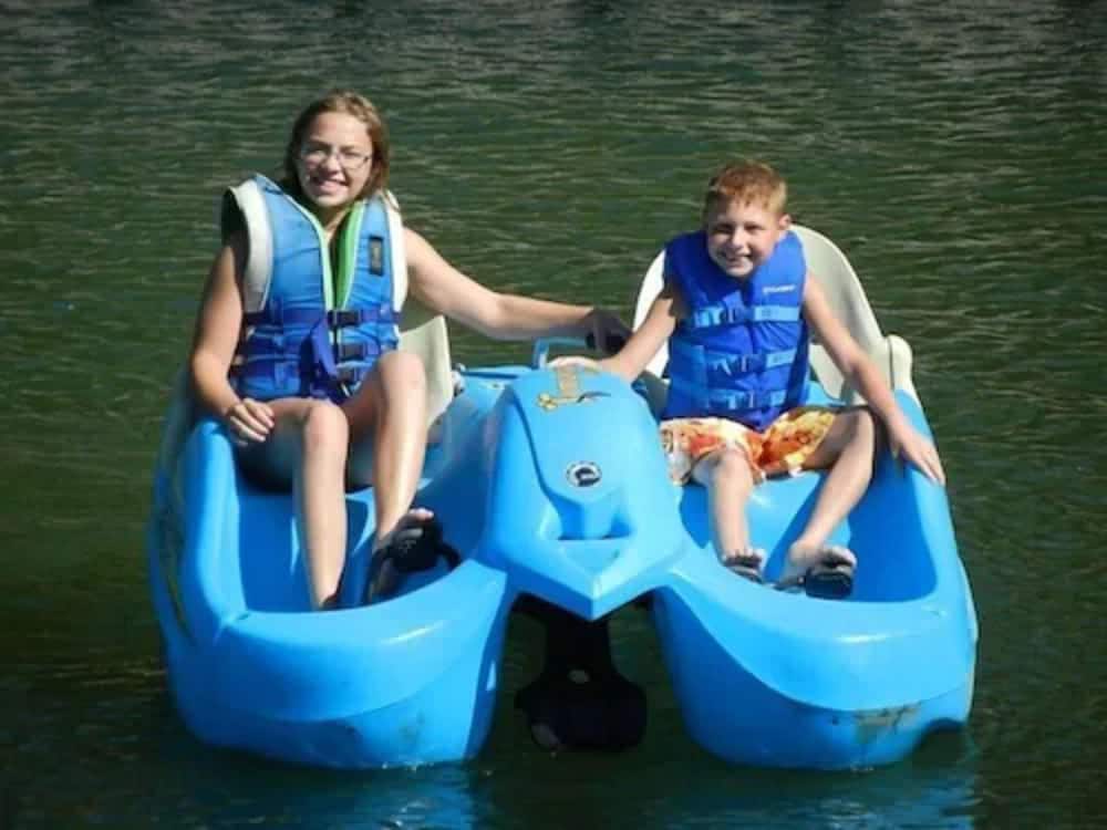 Tomahawk Resort