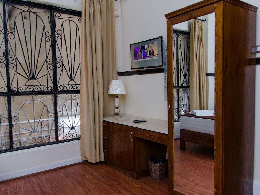 Royal Apartments in Cairo Down town