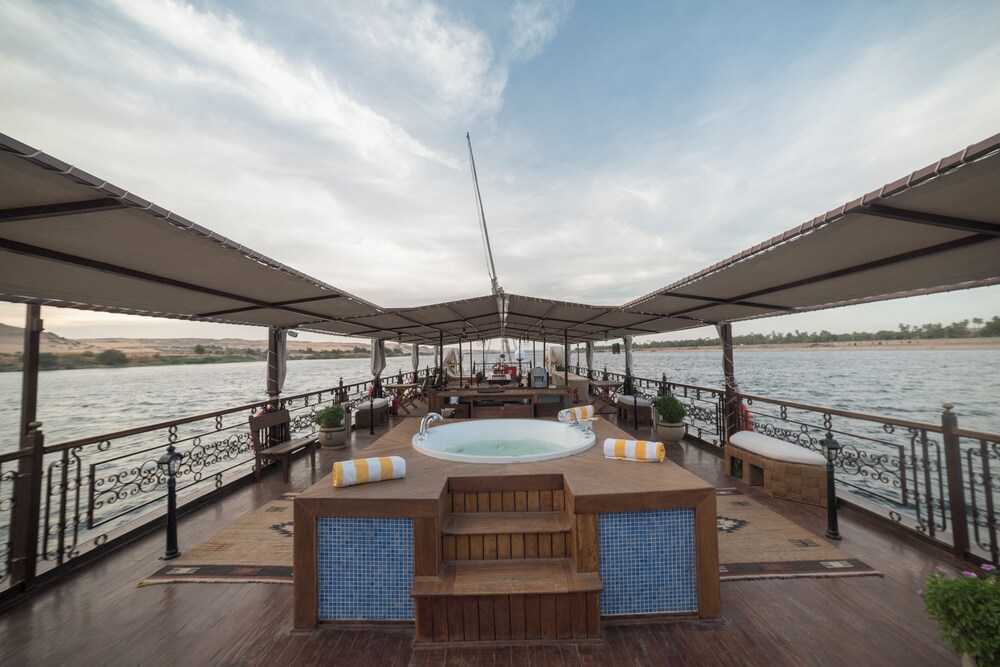 Sonesta Dahabeya Amirat I - Nile Cruise Ship - 7 nights from Luxor every Saturday