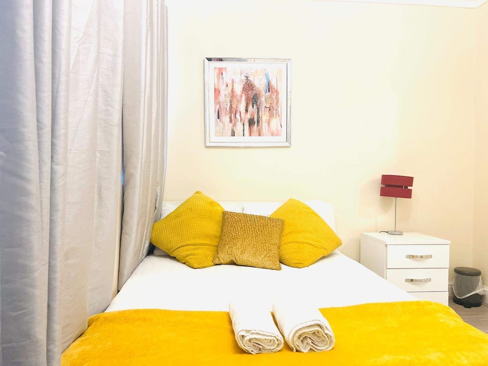 Cosy London Retreat Near Tower Bridge