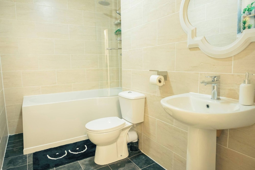 Stylish Cardiff Flats Near Uni City Centre