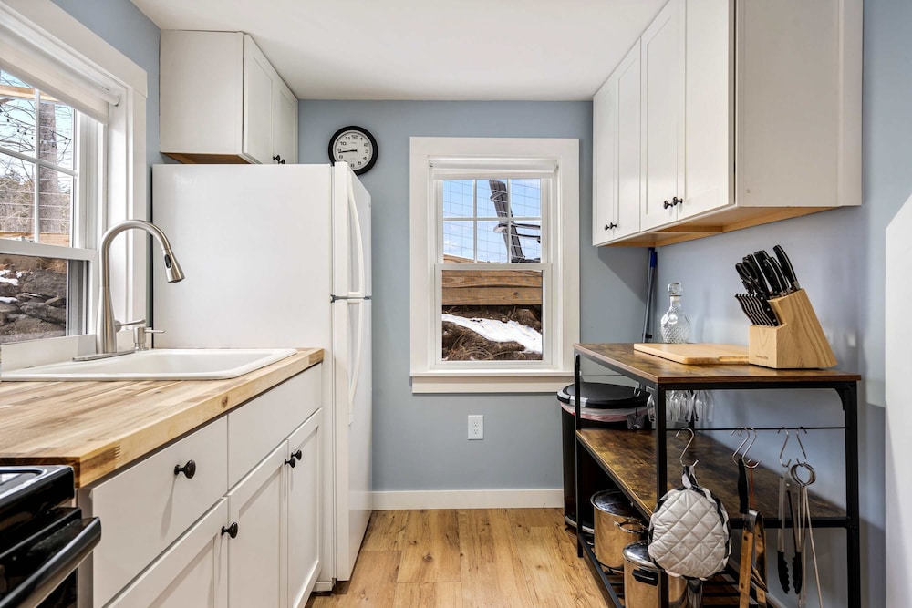 Sandpiper by the Sea - Cottage