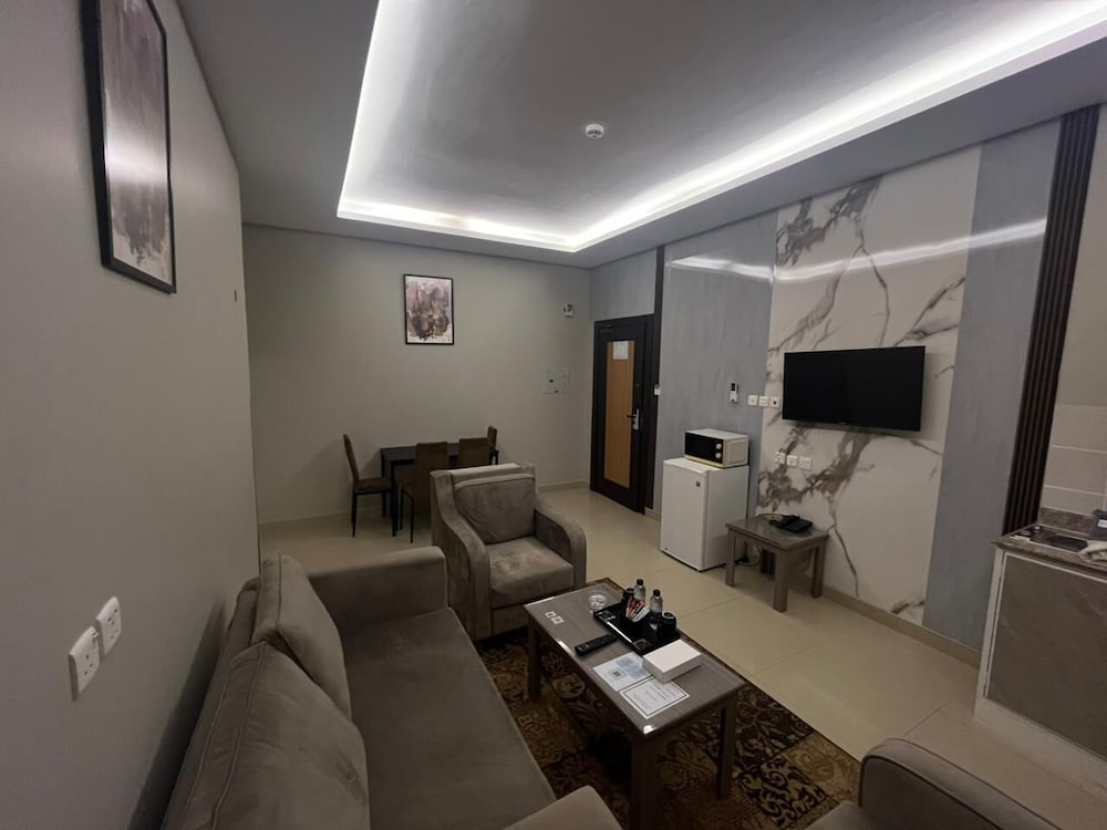 Afaq Suite suli