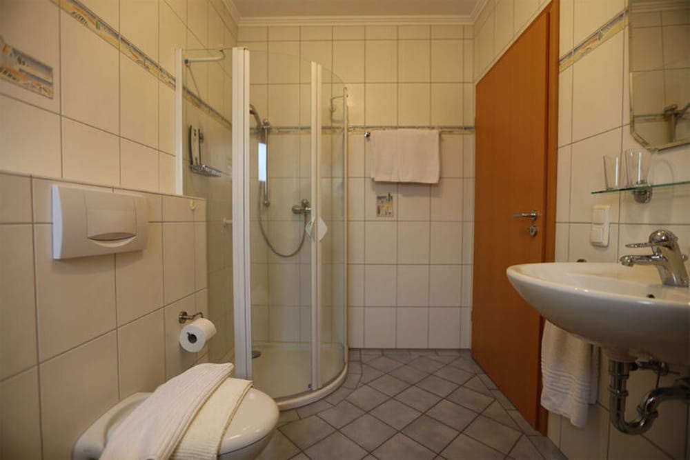 Apartment in Vulkaneifel With Idyllic Garden