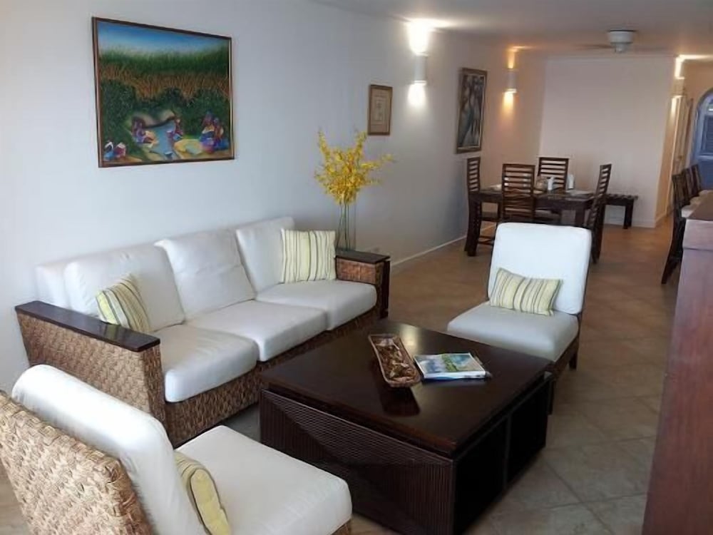 South Ocean Villa 402
