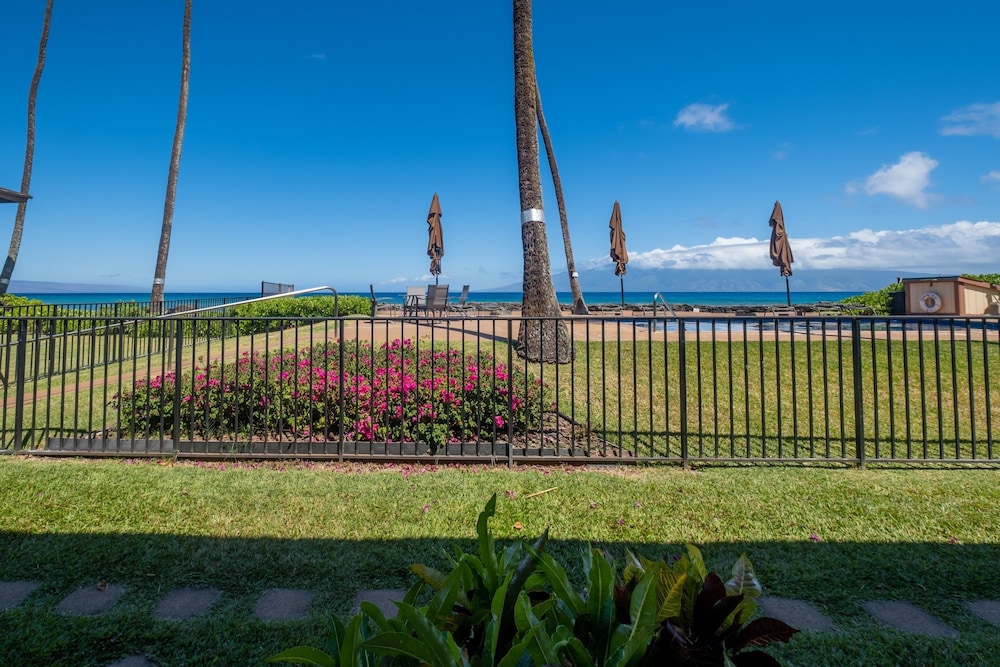 Hale Kai by Coldwell Banker Island Vacations
