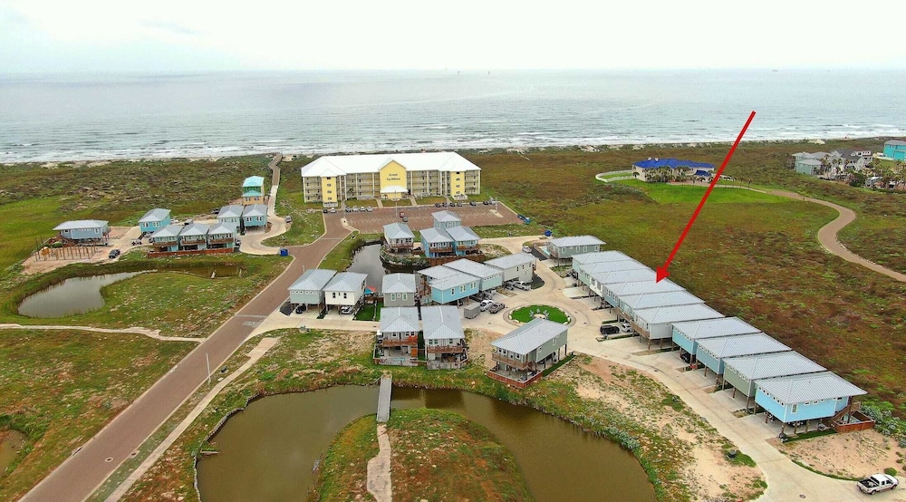 The Madison Pool, Mustang Island Beaches & Port A Fun Nearby