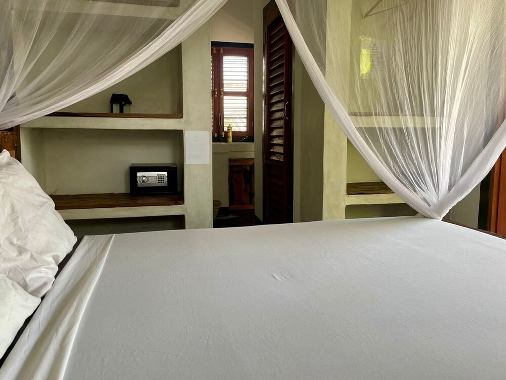 Baobab Bungalows