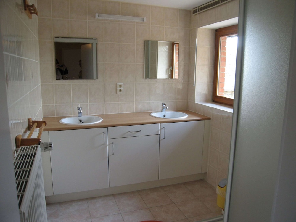 Photo 27