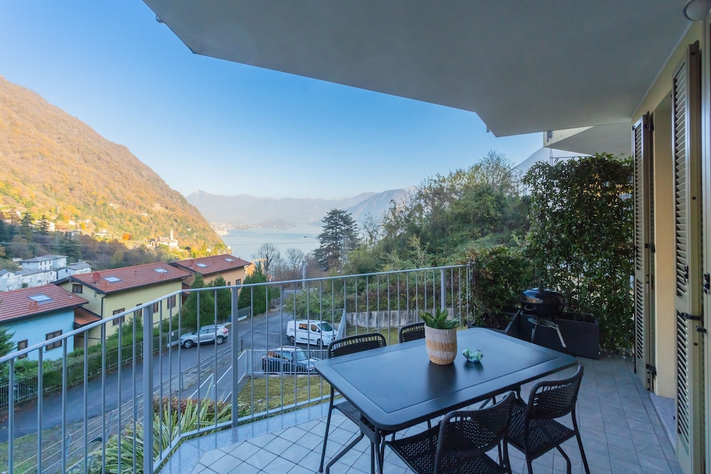 We Lake Como in Argegno