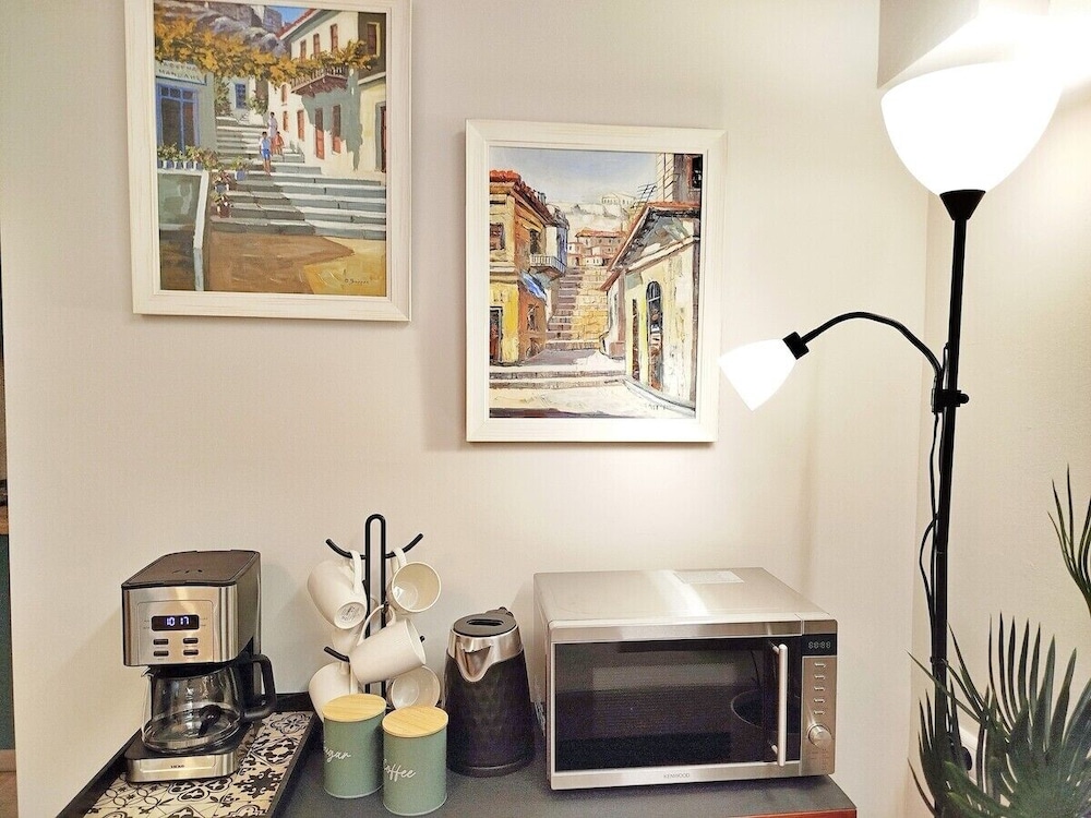 Tsak0ne Apt Near Monastiraki Sights Shops