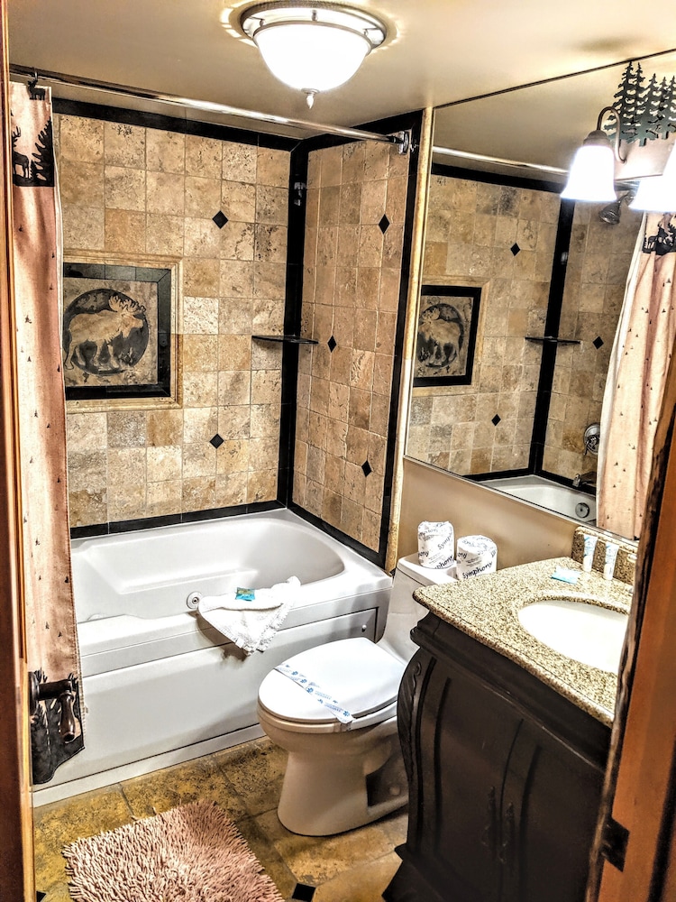 Snow Summit Townhouse Rentals & Sales