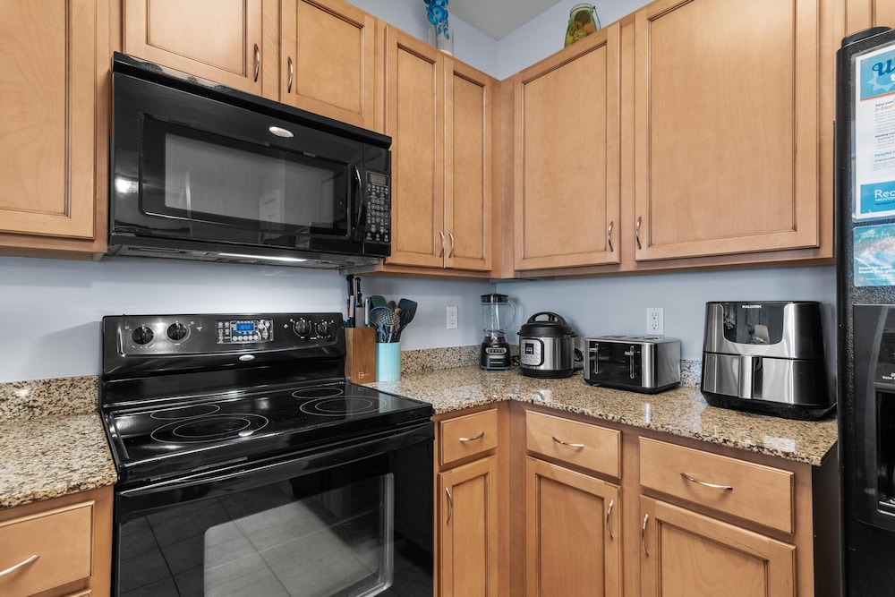 Palms Resort #1603 Jr. 2BR