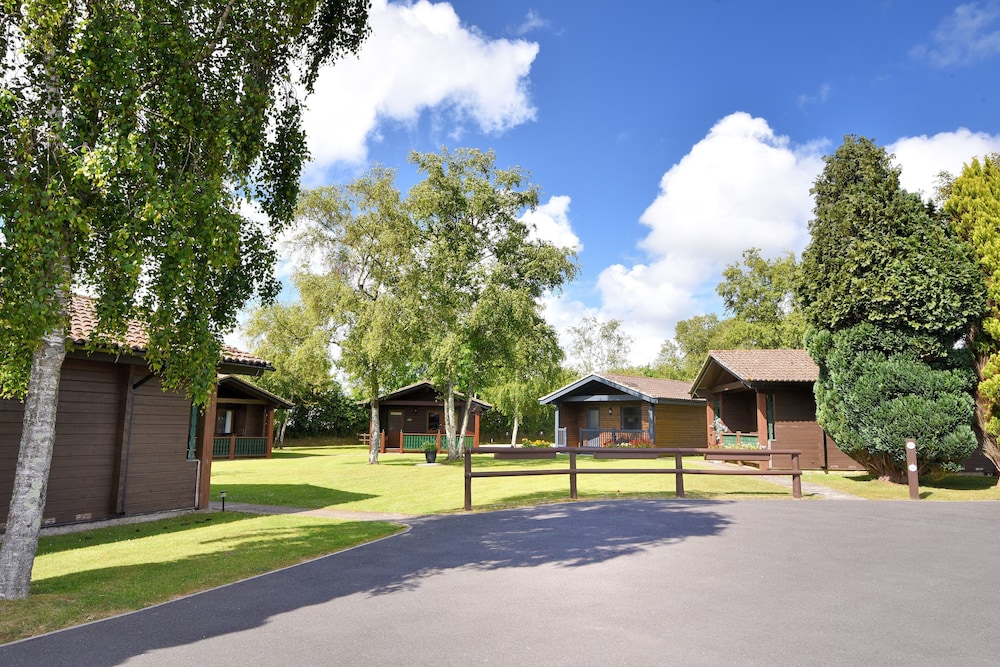 4 Pinewood Retreat