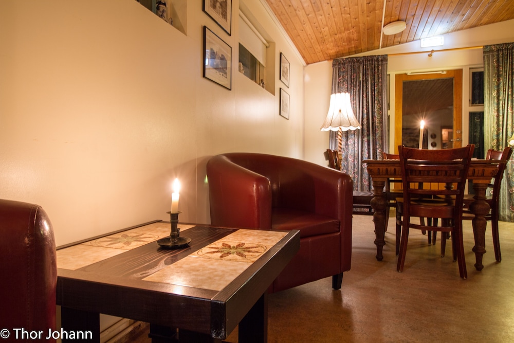 Hotel Hjarðarból