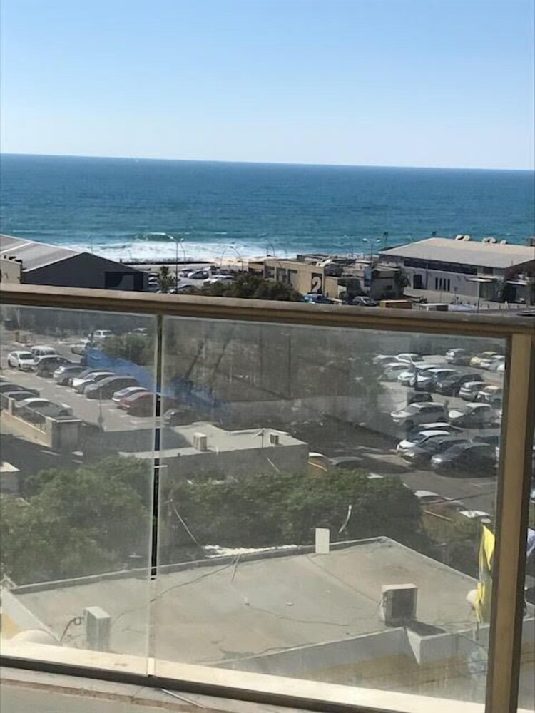 Beach View Apartments And Studio