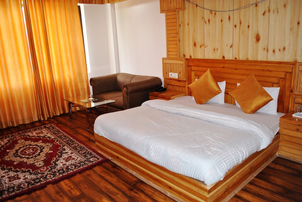 Hotel Natraj International