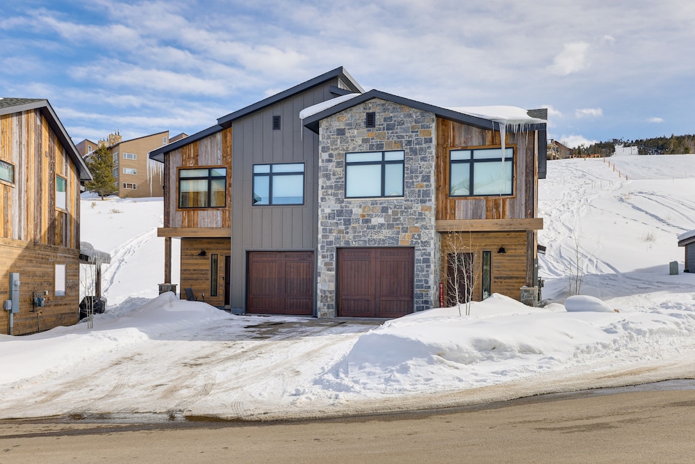 Ski-in/ski-out Granby Ranch Retreat: Pool Access! view 4