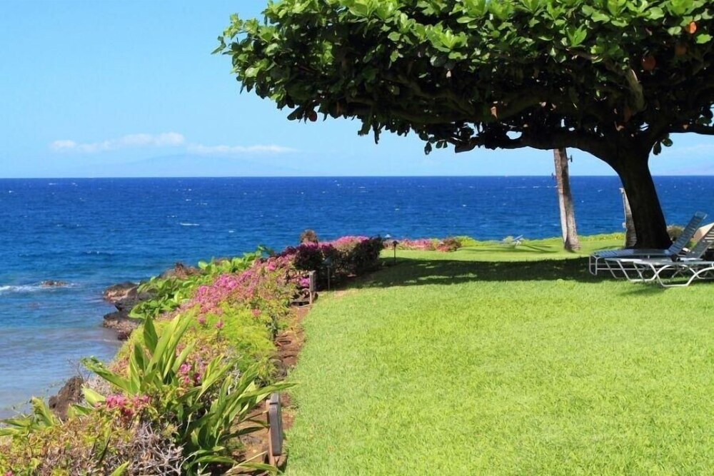 Makena Surf, #f-212 2 Bedroom Condo by RedAwning