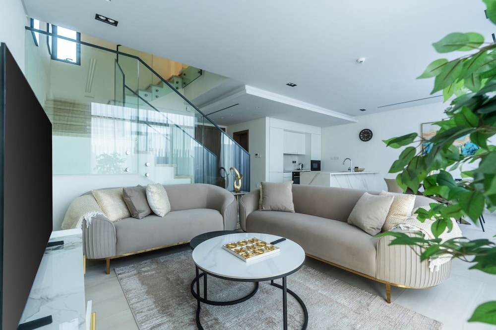 Impressive townhouse in Al Danah Bay