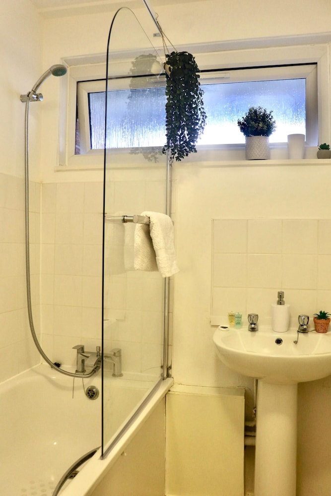 Stunning 1 Bedroom Apartment in Central London
