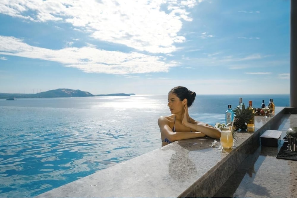 Hotel S1823 Apec Mandala Cham Bay - Image 1