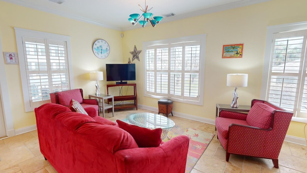 15 17th Street by Tybee Vacation Rentals