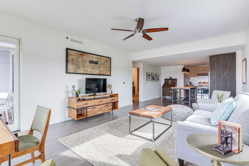 Modern Springfield Apartment ~ 7 Mi to Downtown!