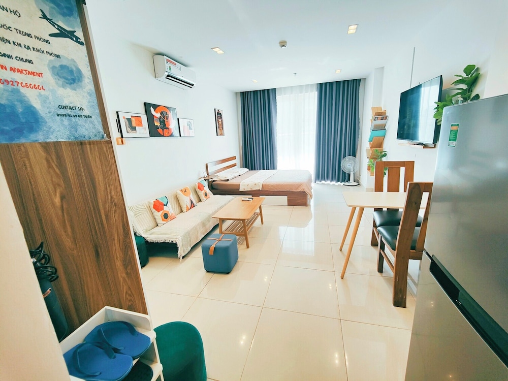 Sky Center - Studio