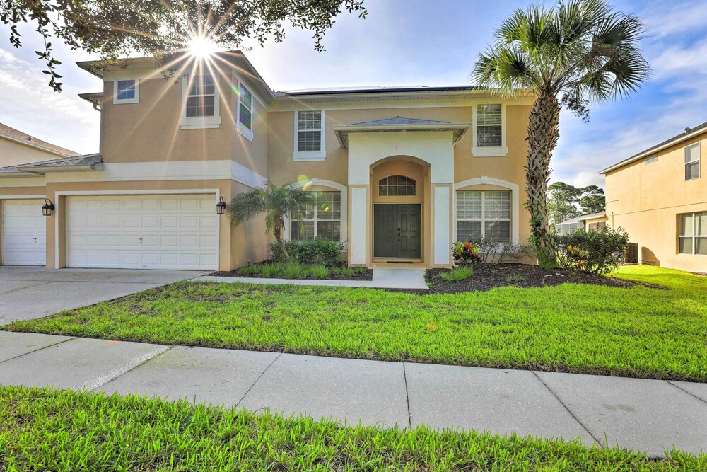 Spacious Kissimmee Family Home w/ Game Room & Pool