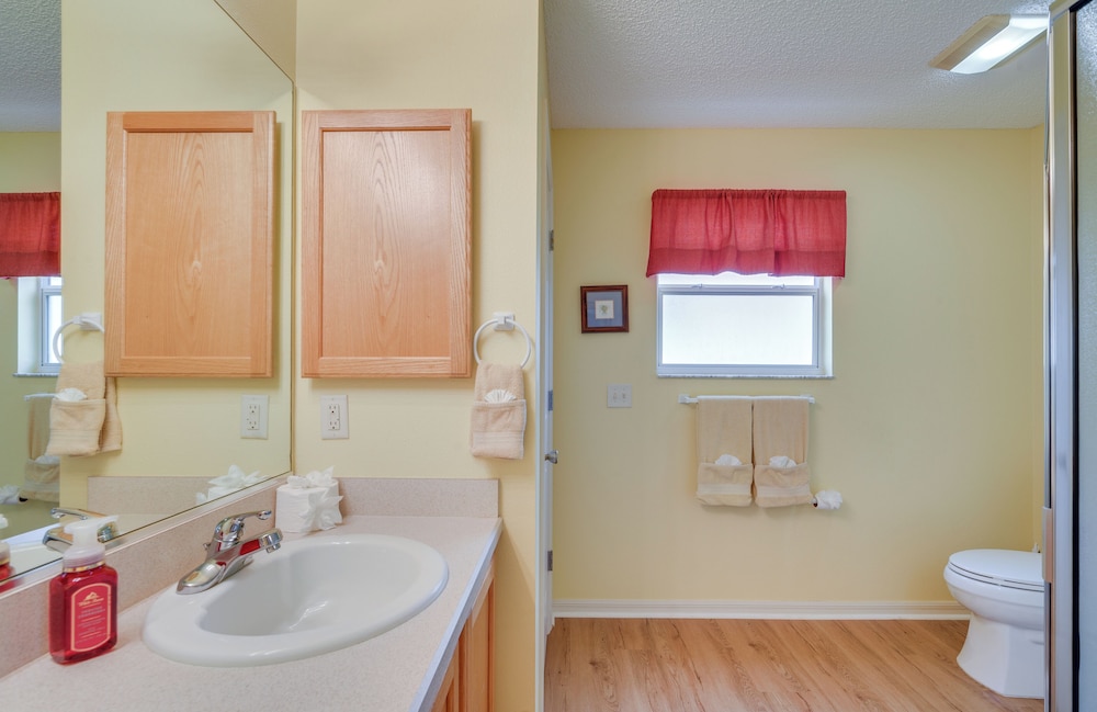 Walk to Community Perks: Home in The Villages