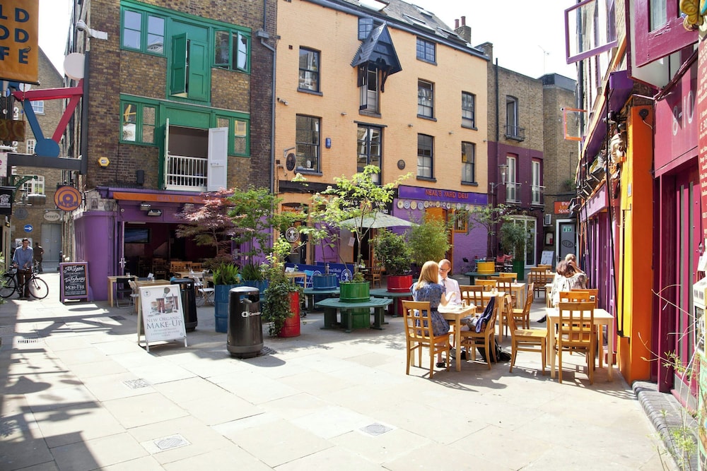 Cockspur Street by Onefinestay