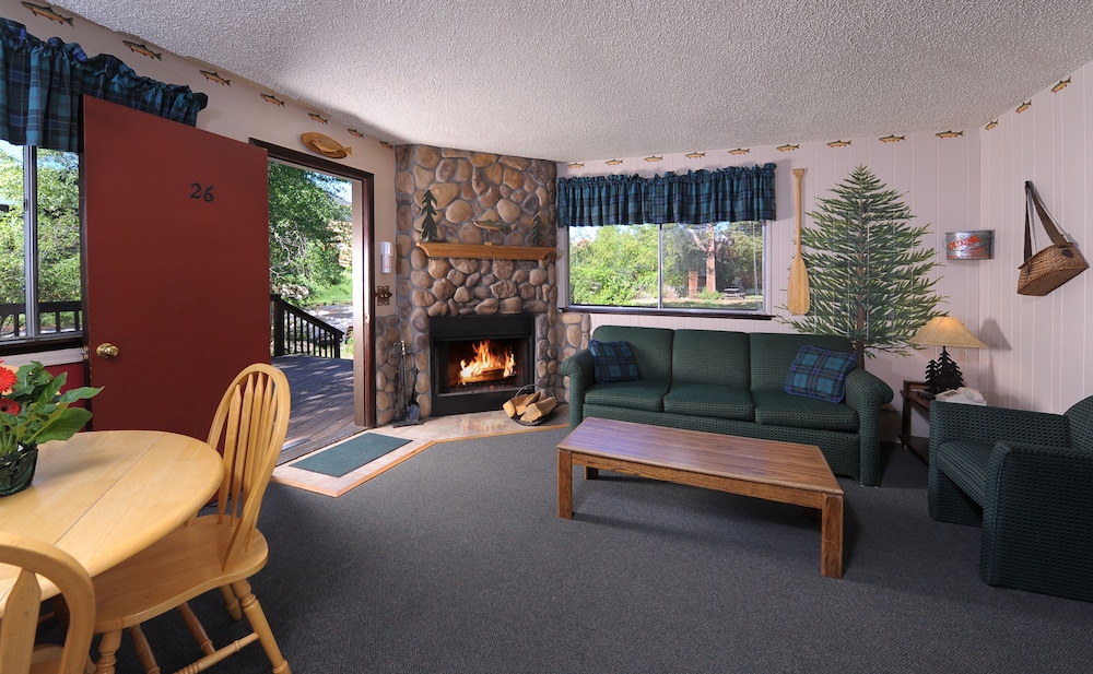Brynwood on the River - Property Image 34