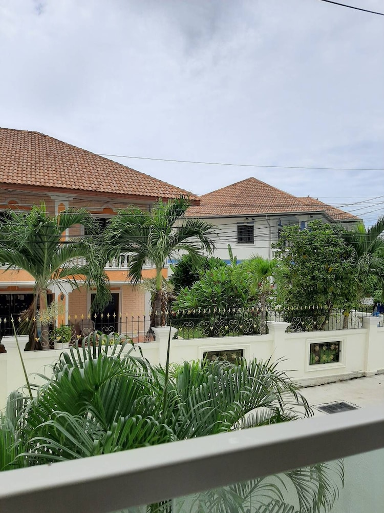 Arcadia beach condo by Jiabo view 2