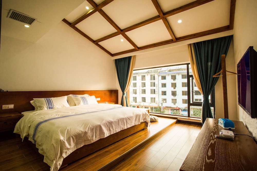 Jingshuihuajian Boutique Inn